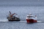 VL-9-BJ Sprit towing barge at Austevollhella 06 zoomed.JPG