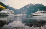 Cruise-ships-norwegian-fjord.jpg